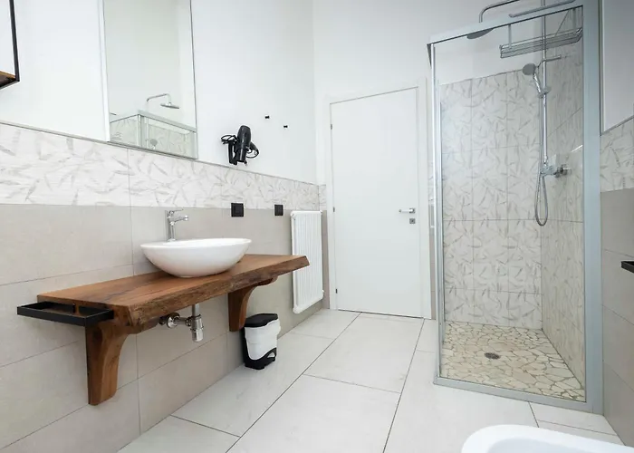 La Pineta Del Borgo Gasthof 3*