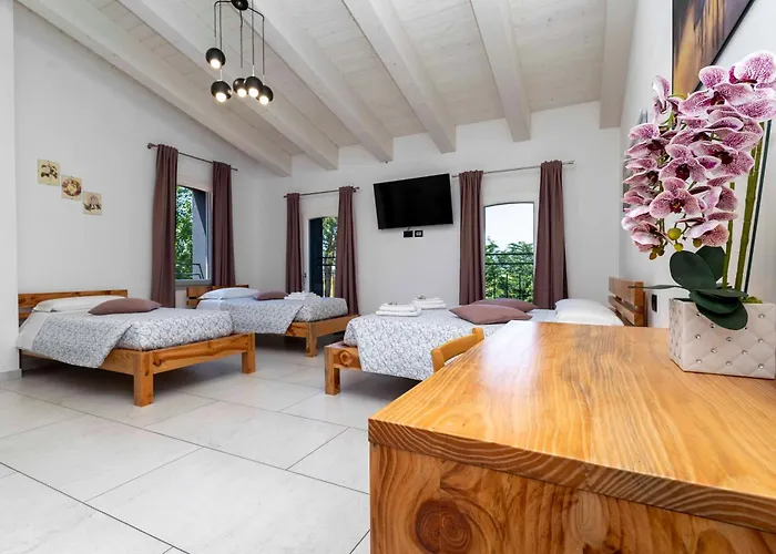 Gasthof La Pineta Del Borgo