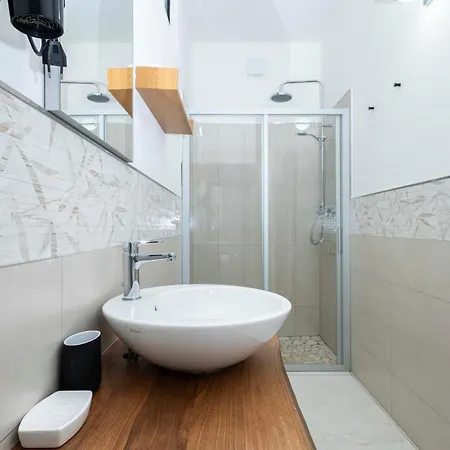 La Pineta Del Borgo ראבנה