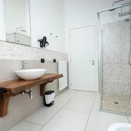 La Pineta Del Borgo Penzion 3*