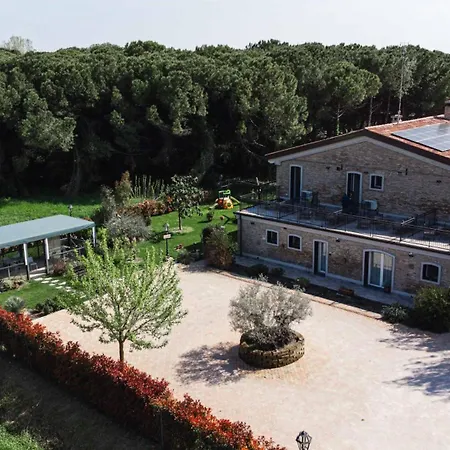 La Pineta Del Borgo Vendégház