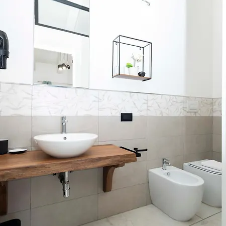 בית הארחה La Pineta Del Borgo ראבנה