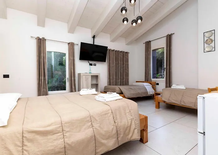 Pensión La Pineta Del Borgo